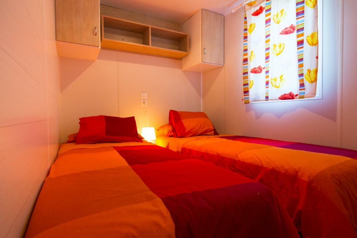Camping El Far 2*